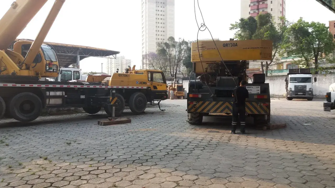 Locação de Guindaste RT em Osasco Imagem